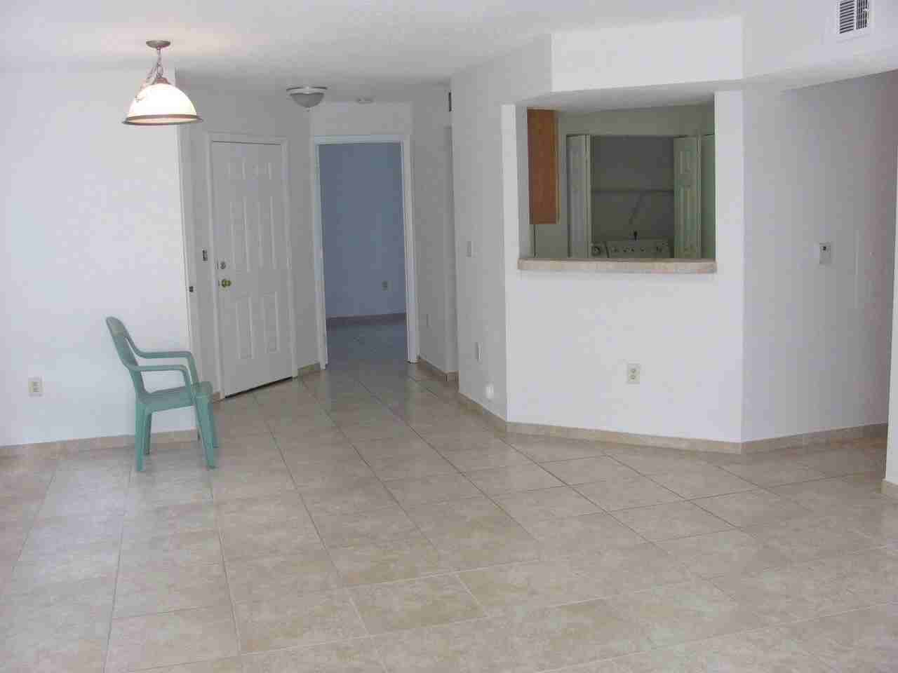 815 W Boynton Beach Blvd Apt 2106 - Photo 5 of 20
