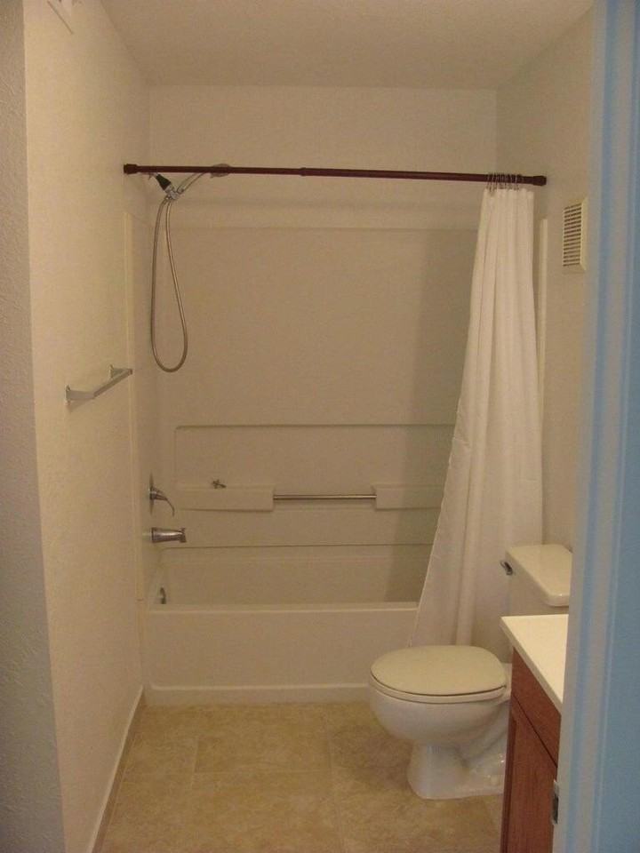 815 W Boynton Beach Blvd Apt 2106 - Photo 7 of 20