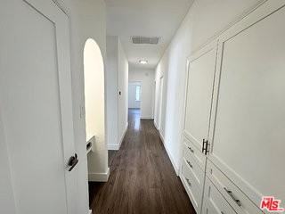 126 N Hamilton Dr #1-2 - Photo 3 of 8