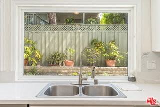 10227 Autumn Leaf Cir - Photo 6 of 8