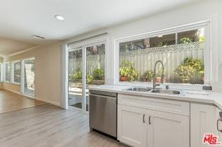 10227 Autumn Leaf Cir - Photo 7 of 8