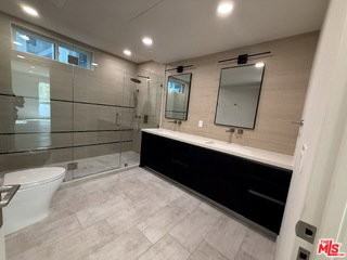 505 S Barrington Ave #106 - Photo 6 of 8