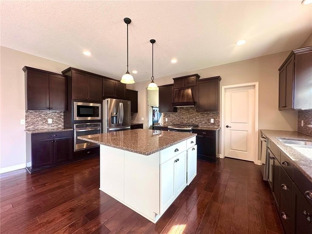 3379 Ridgestone Way - Photo 4 of 25