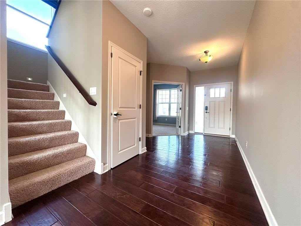 3379 Ridgestone Way - Photo 7 of 25