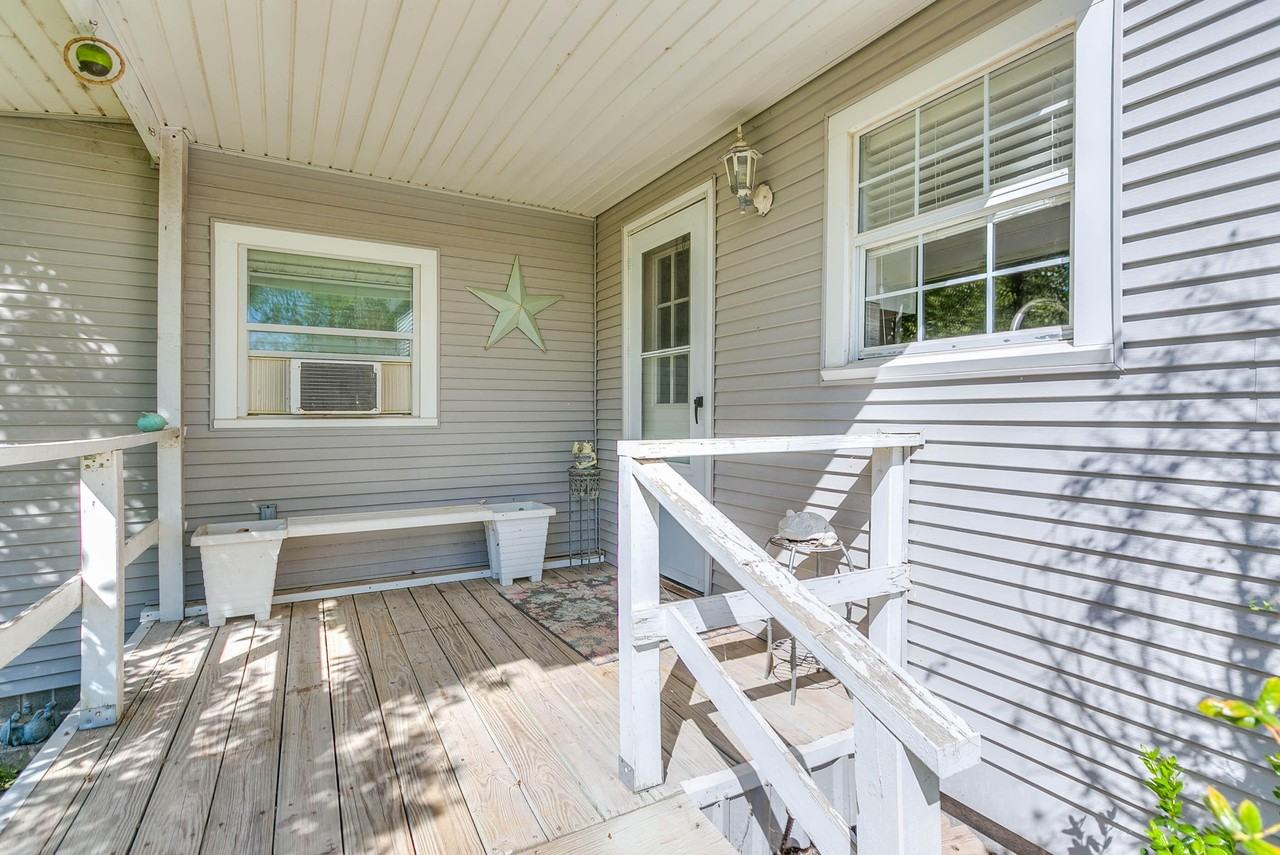 2330 Fishermans Rd - Photo 3 of 34