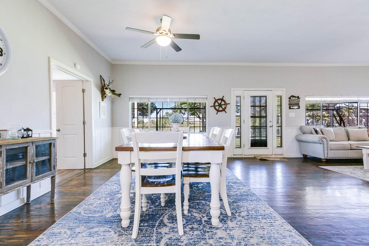 2330 Fishermans Rd - Photo 6 of 34