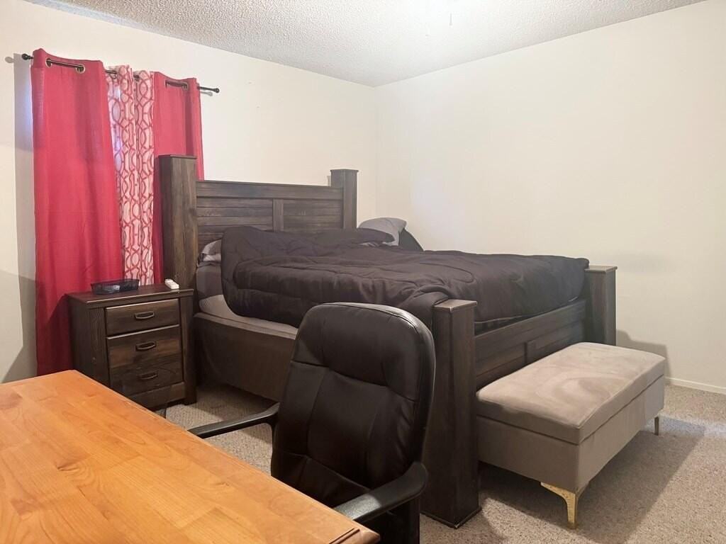 1126 Cyndi Ln - Photo 7 of 11