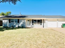 3017 Bluebonnet Ln - Photo 1 of 1