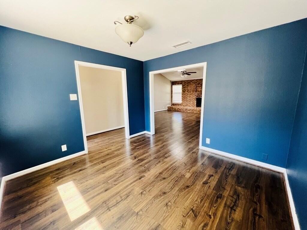 3017 Bluebonnet Ln - Photo 6 of 14