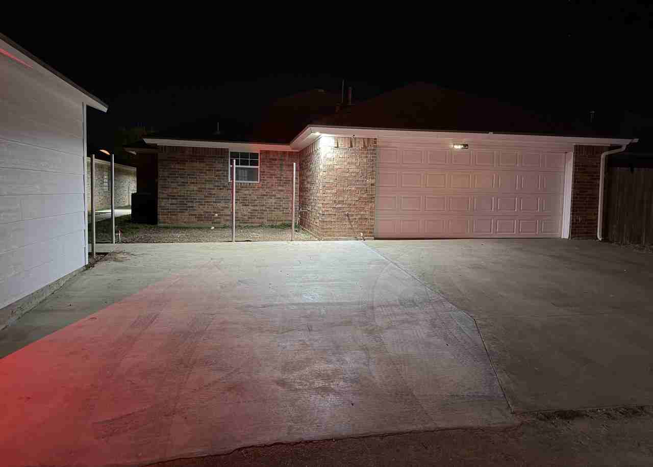 4122 Harmony Ln - Photo 2 of 27