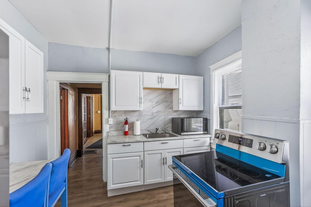 Wabash Ave - Photo 3 of 24