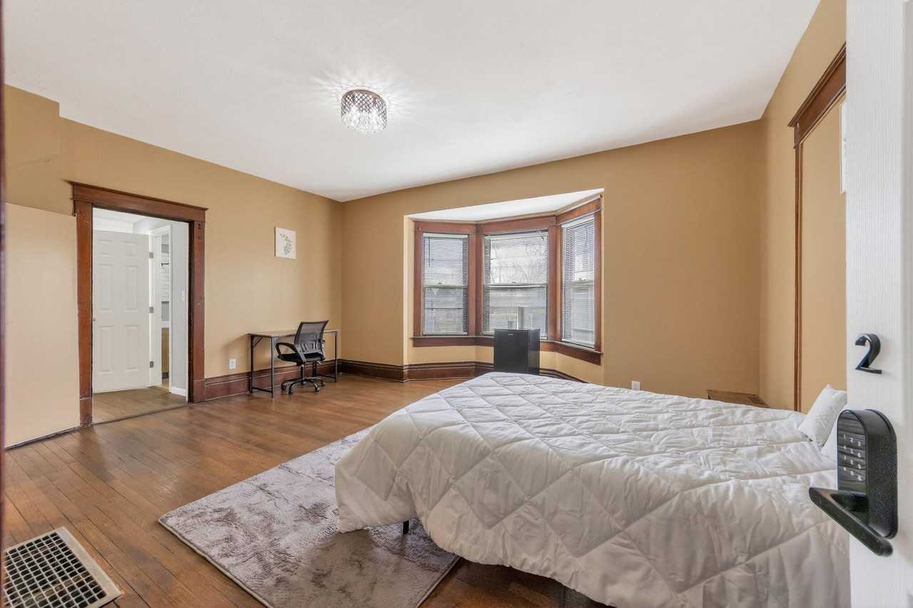 Wabash Ave - Photo 4 of 24