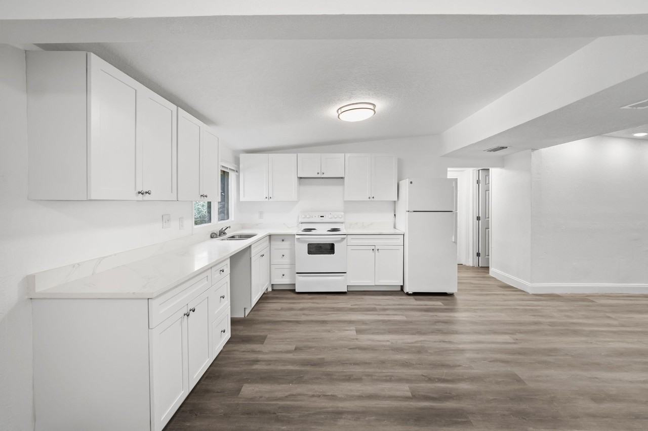 Devonshire Blvd - Photo 3 of 44