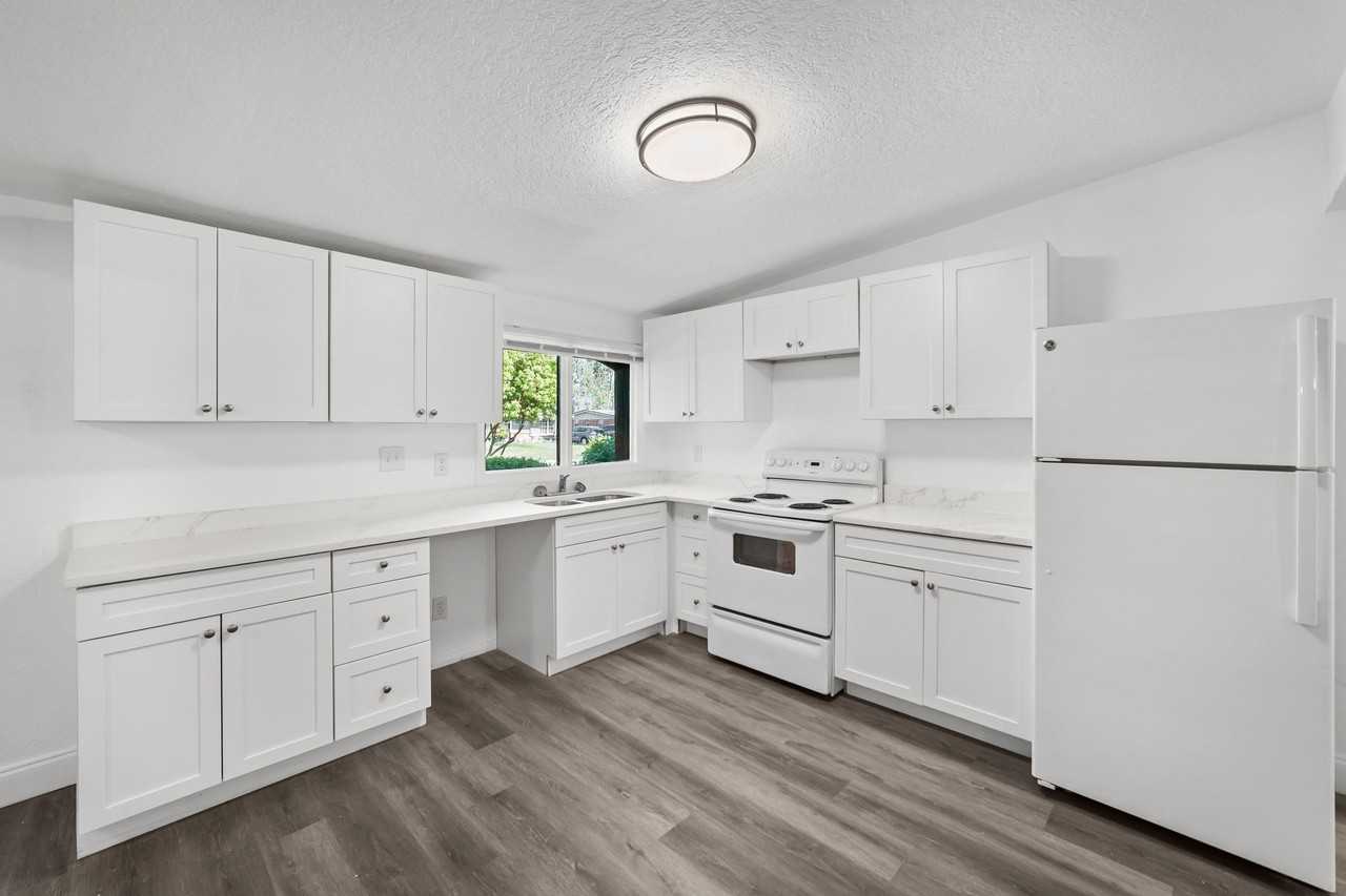 Devonshire Blvd - Photo 5 of 44