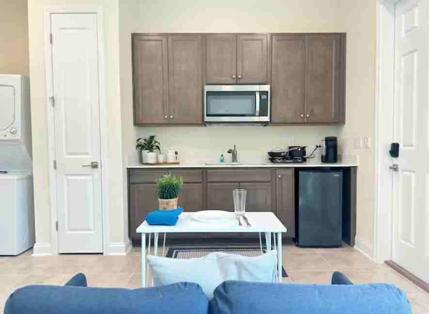 Fulcrum Ave - Photo 6 of 7