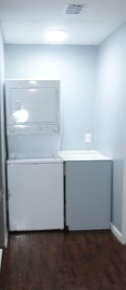 Glen Pt - Photo 2 of 18