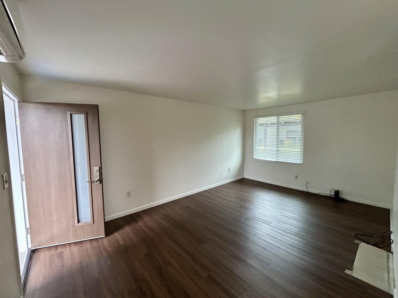 47 Ocean View Ave Apt 14 - Photo 3 of 9