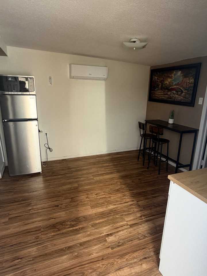 370 Nw 188th St - Photo 6 of 8