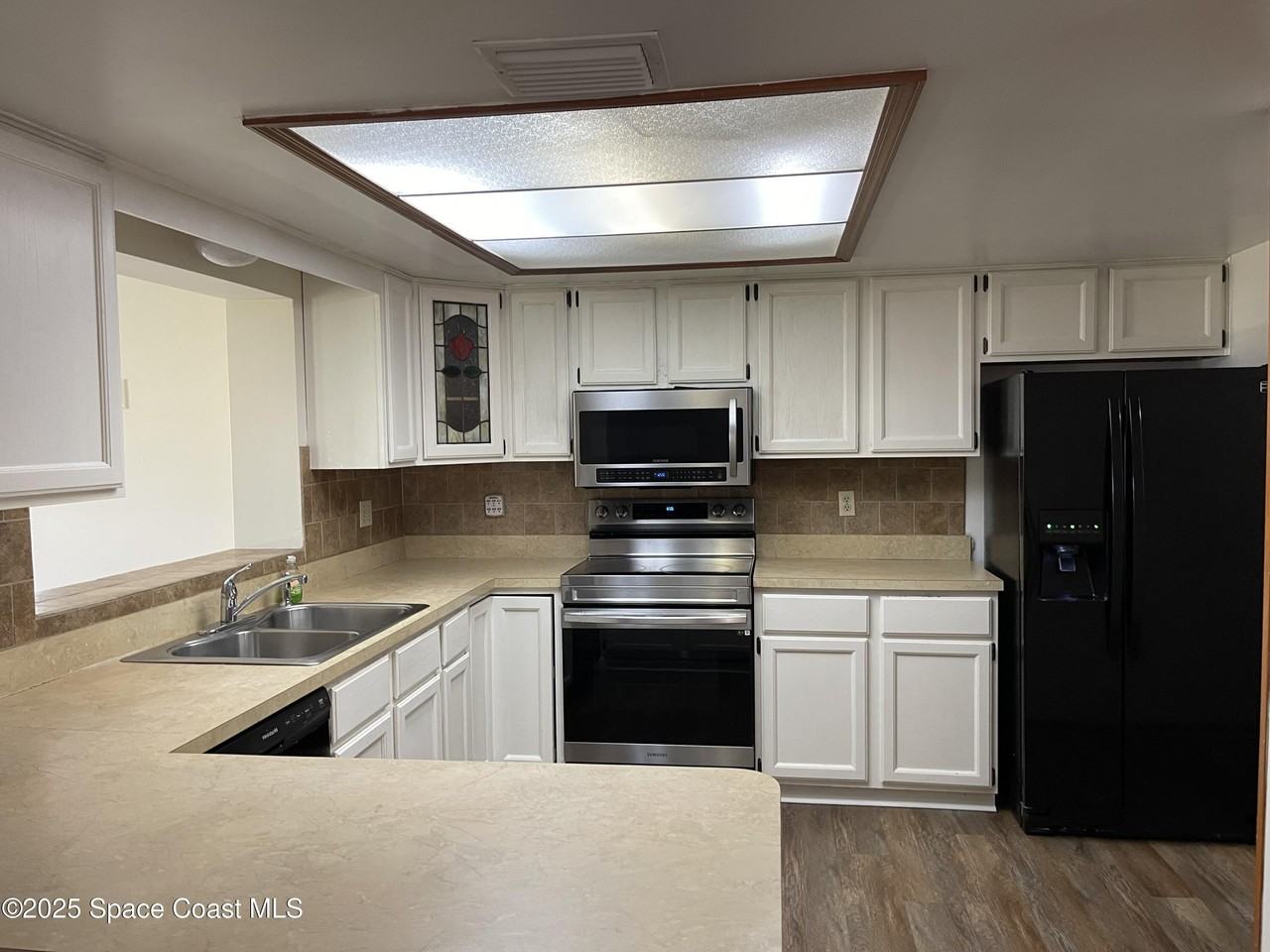 363 Emerson Dr Nw - Photo 7 of 17