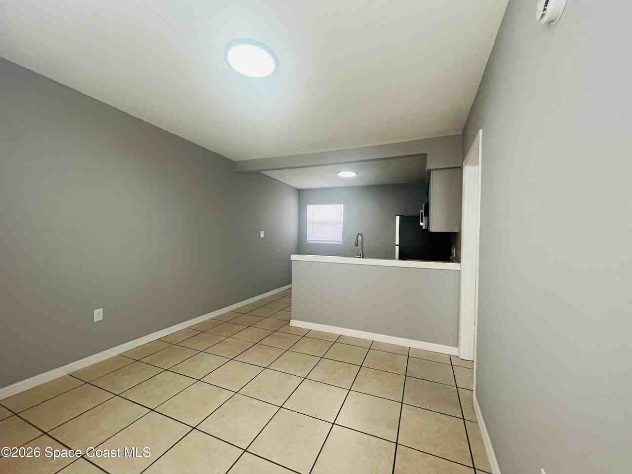 402 Adams Ave Apt G - Photo 6 of 11