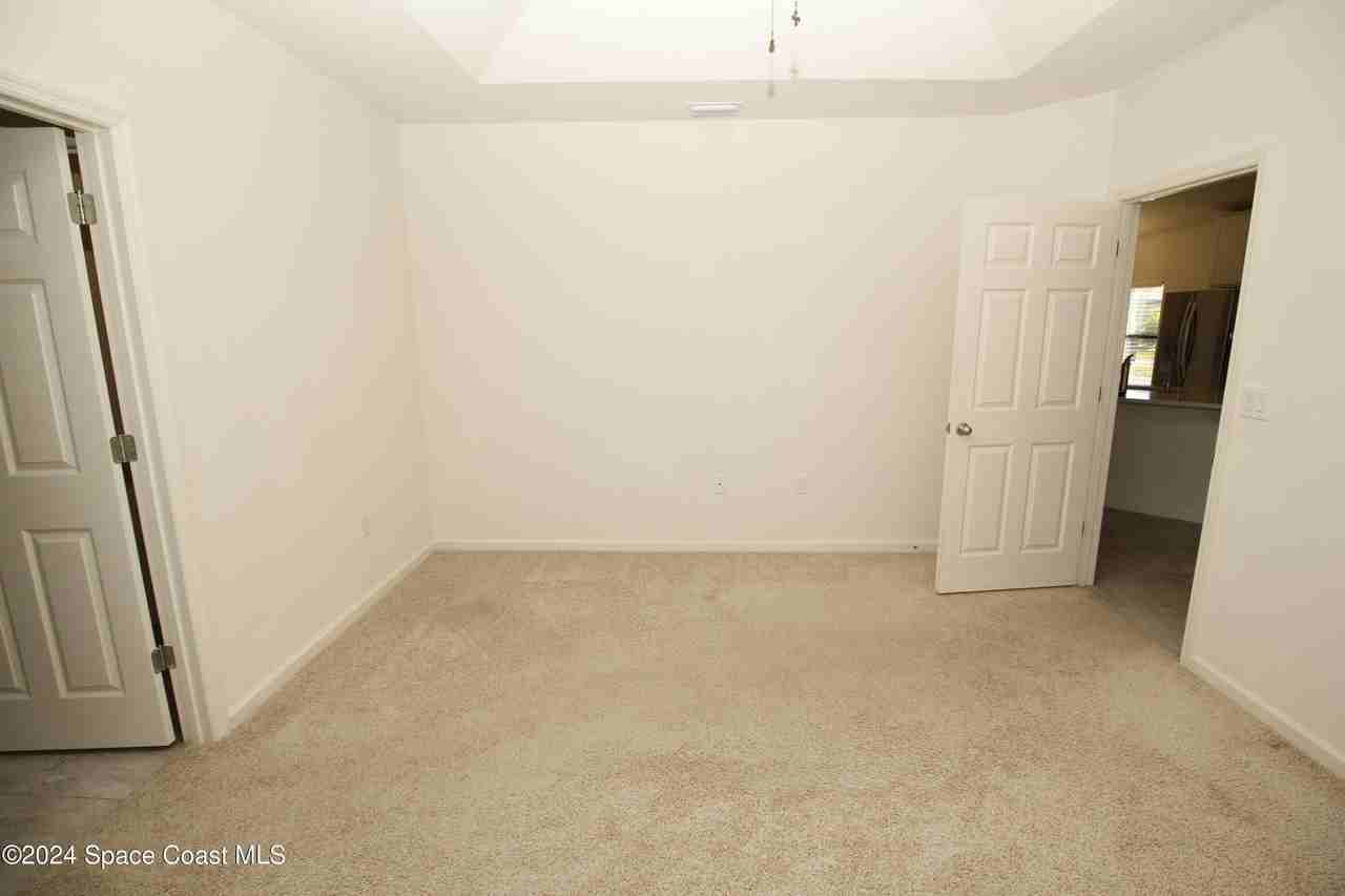 4596 Broomsedge Cir - Photo 5 of 19