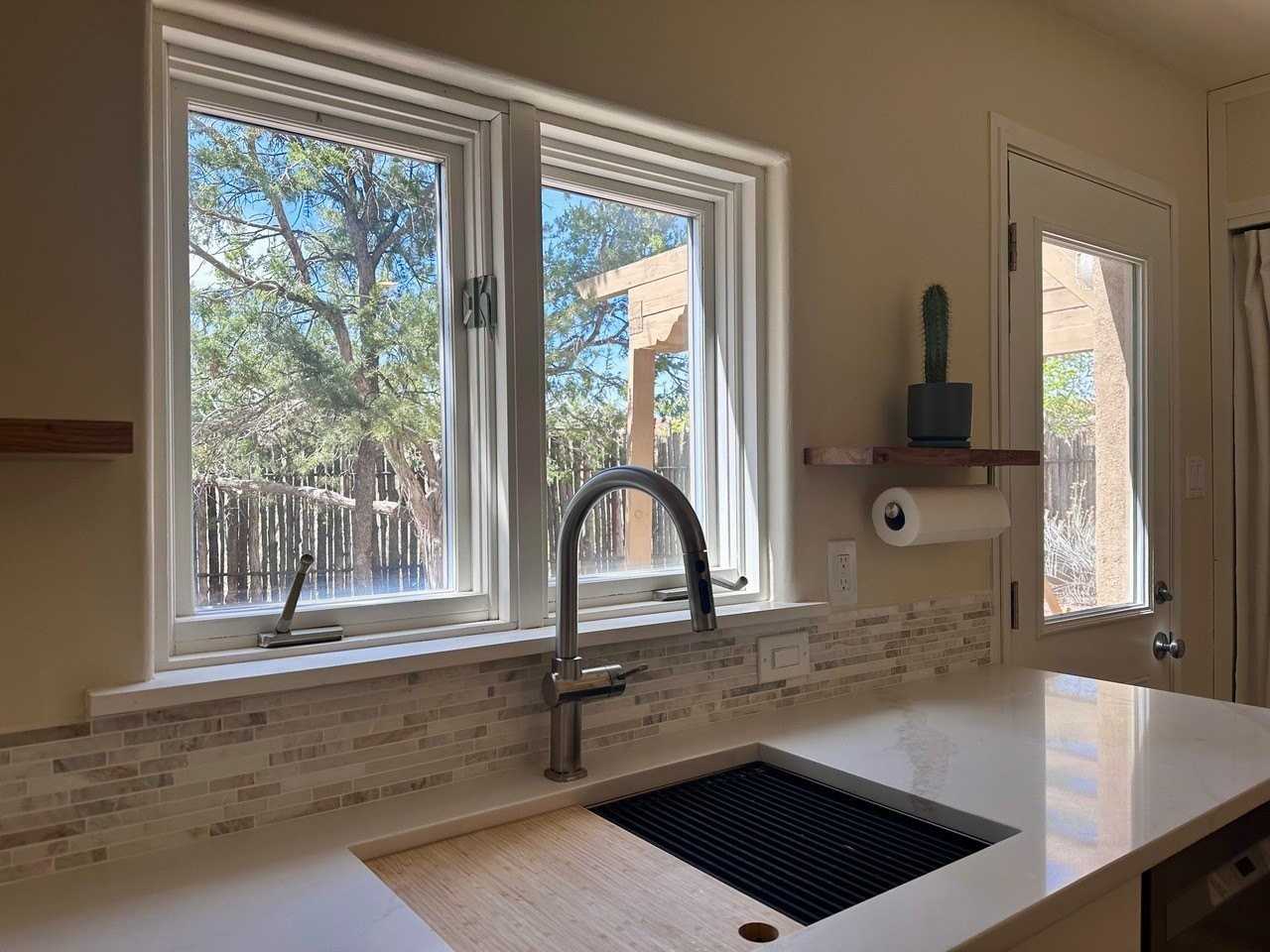 712 Juniper Dr Unit B - Photo 2 of 21