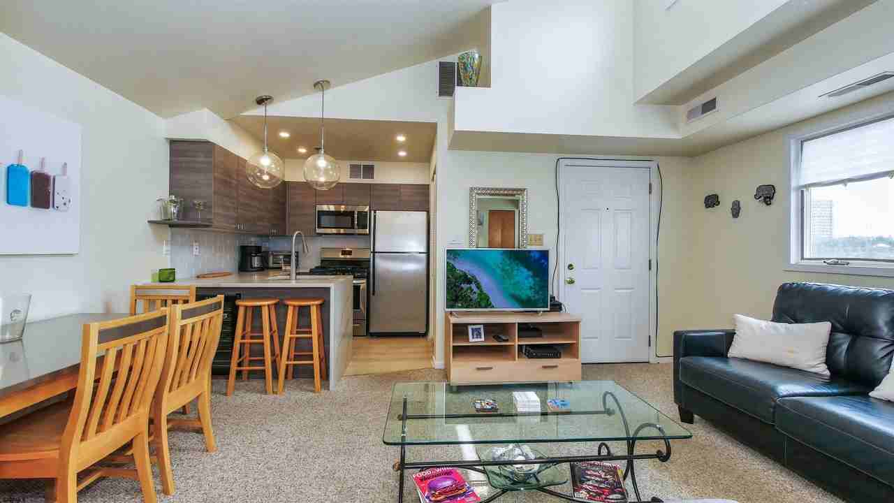 6 N Adams Ave - Photo 2 of 10