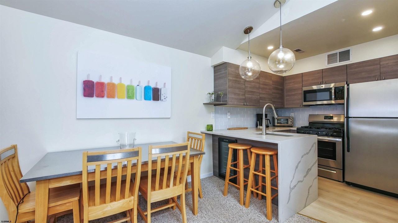 6 N Adams Ave - Photo 6 of 10