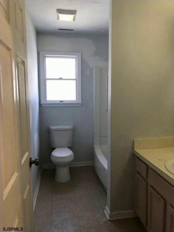 325 N Ohio Ave - Photo 2 of 7