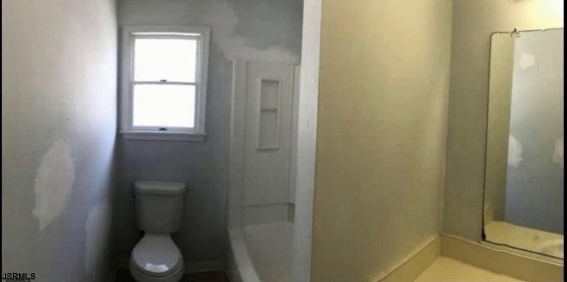 325 N Ohio Ave - Photo 5 of 7