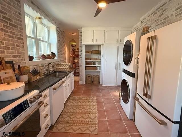 1 S Bartram Ave - Photo 4 of 11