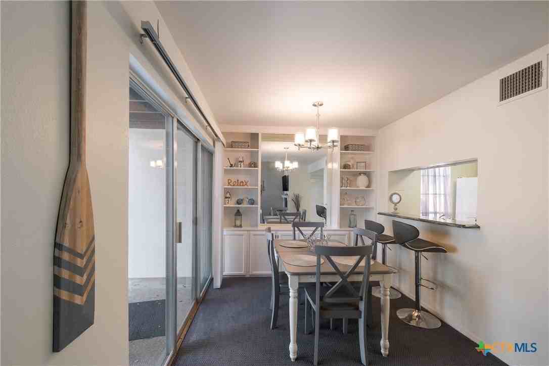 1135 Parkview Dr #C16 - Photo 7 of 23