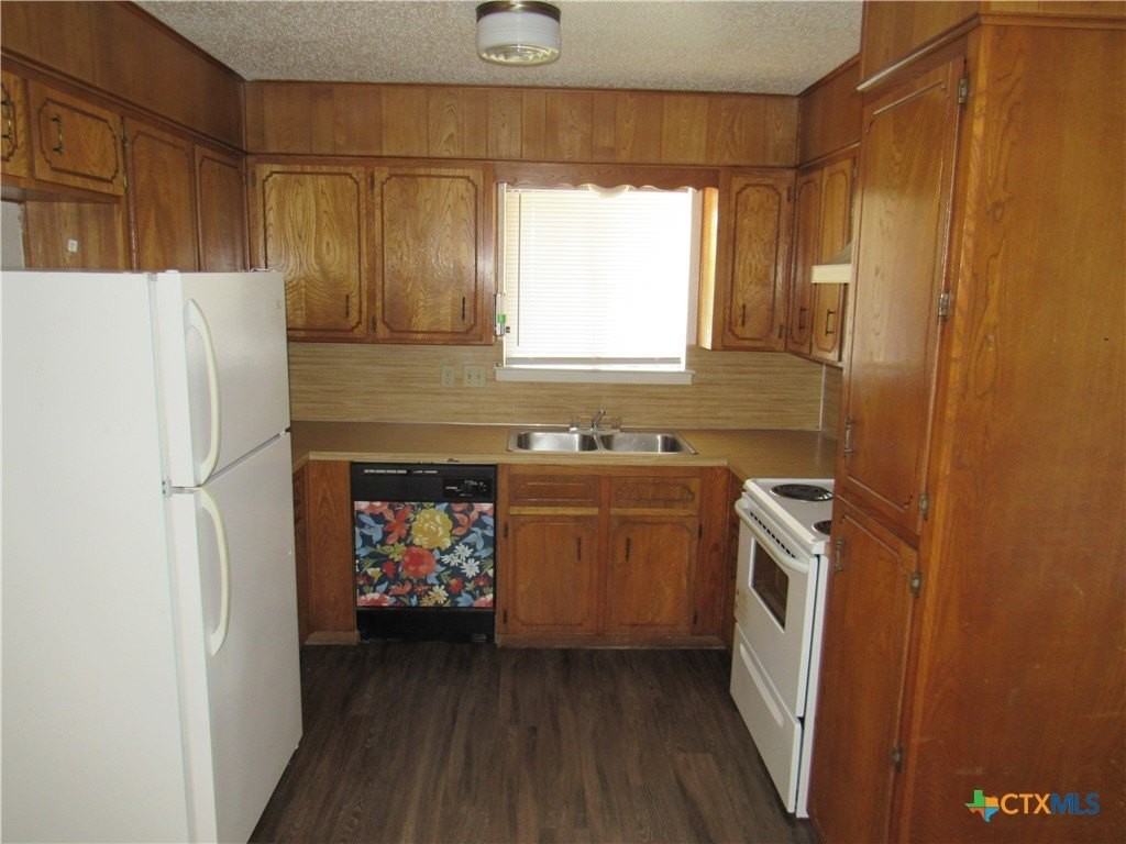 2406B Shoemaker Dr - Photo 4 of 14