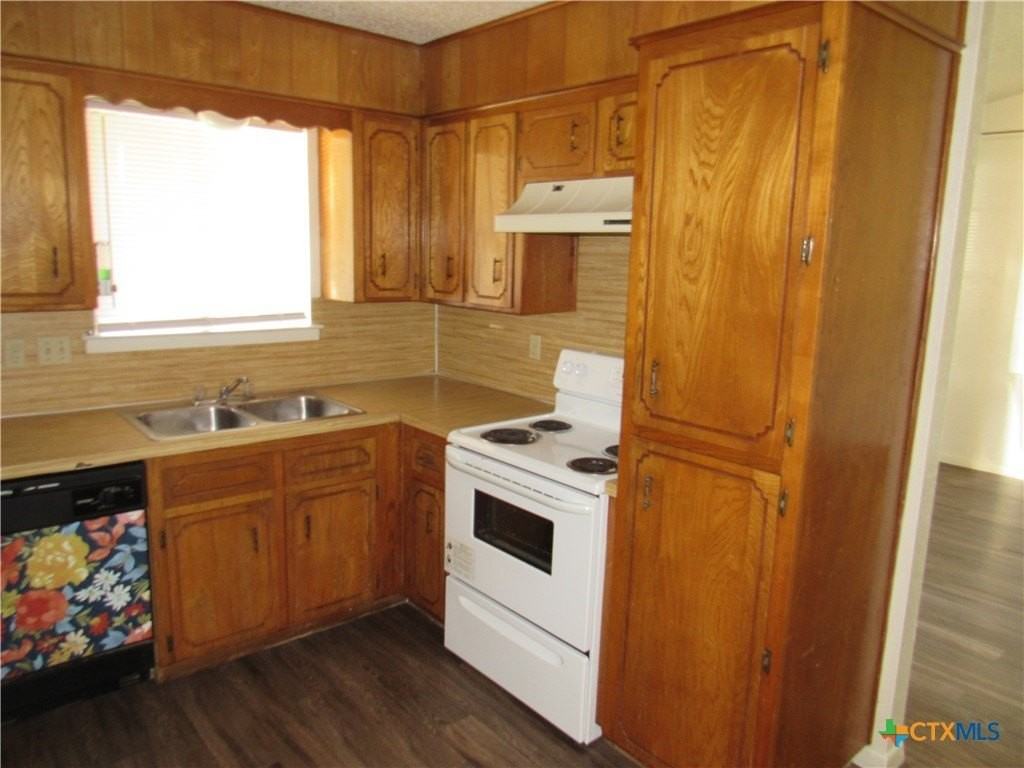 2406B Shoemaker Dr - Photo 5 of 14