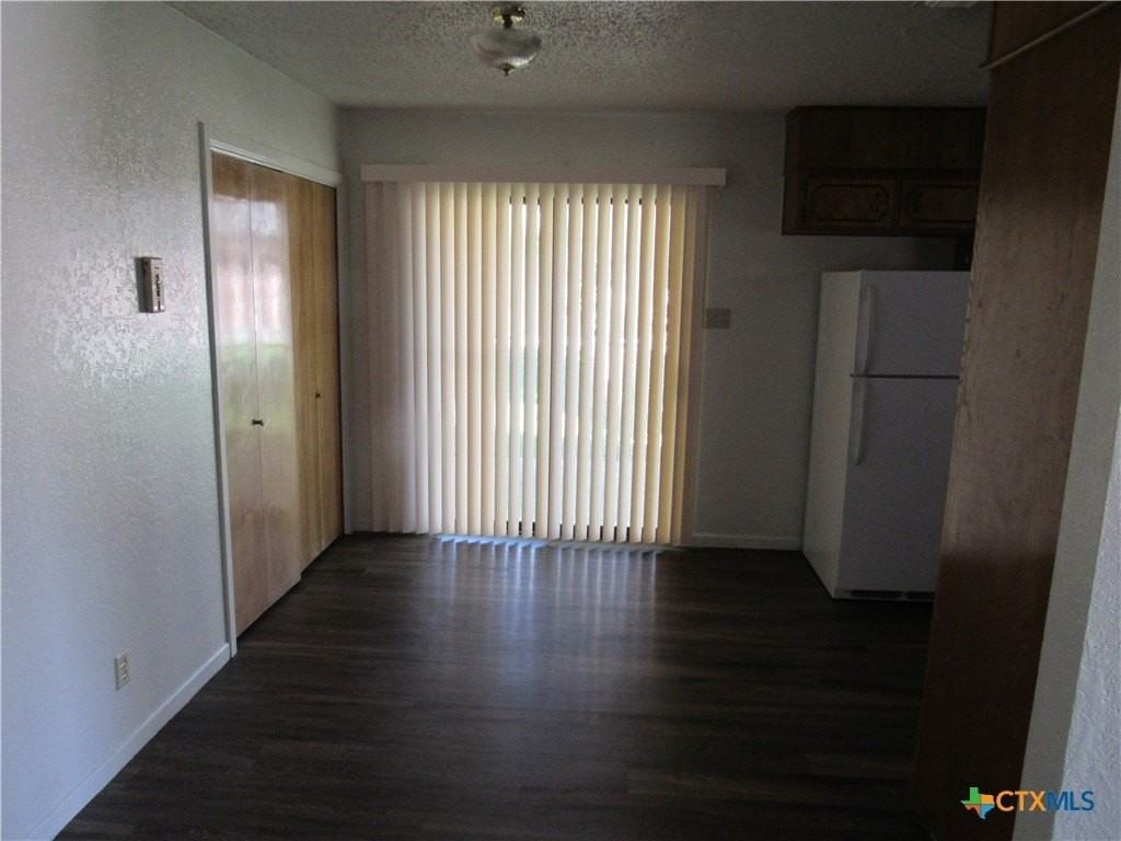 2406B Shoemaker Dr - Photo 7 of 14