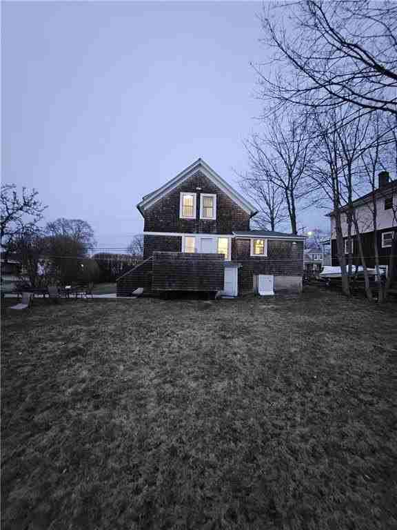 138 Martin St - Photo 2 of 14