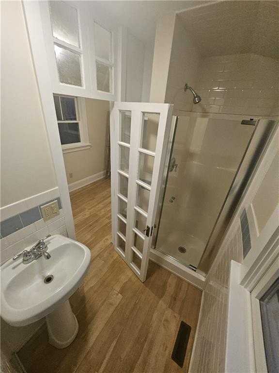 138 Martin St - Photo 6 of 14