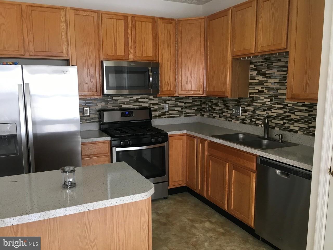 8376 Frostwood Dr - Photo 2 of 2