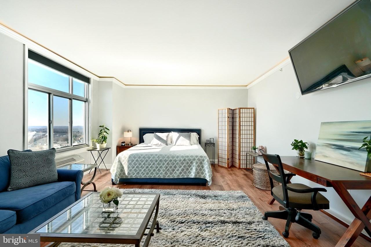 28 Allegheny Ave #2205