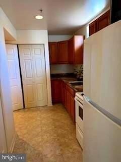 10739 Constitution Dr - Photo 6 of 12