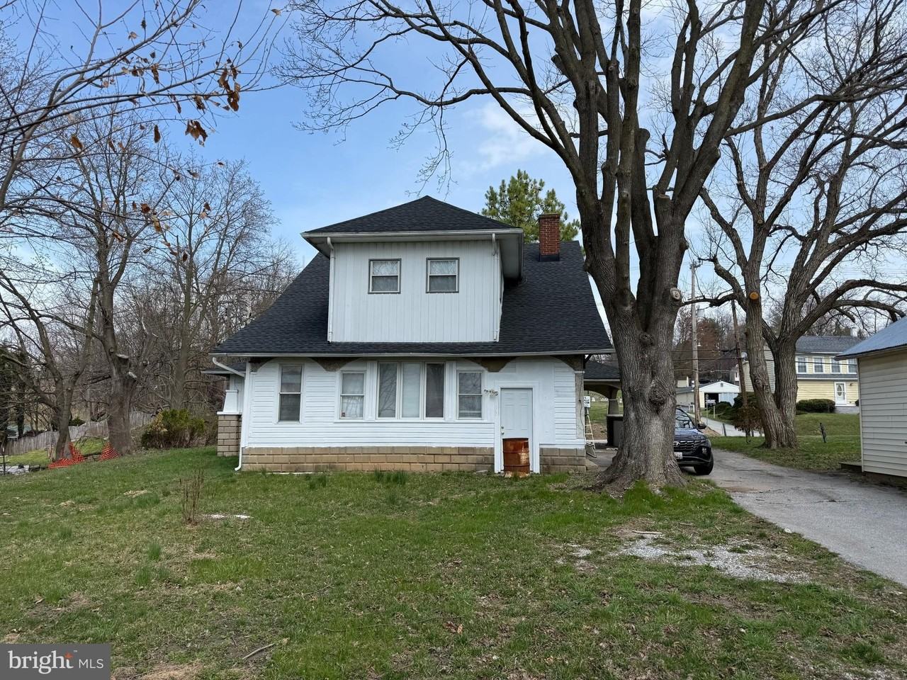 3502 Littlestown Pike - Photo 4 of 47