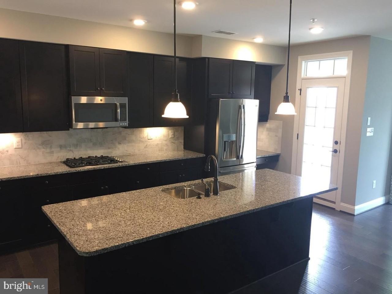 6489 Jack Linton Dr S - Photo 4 of 20