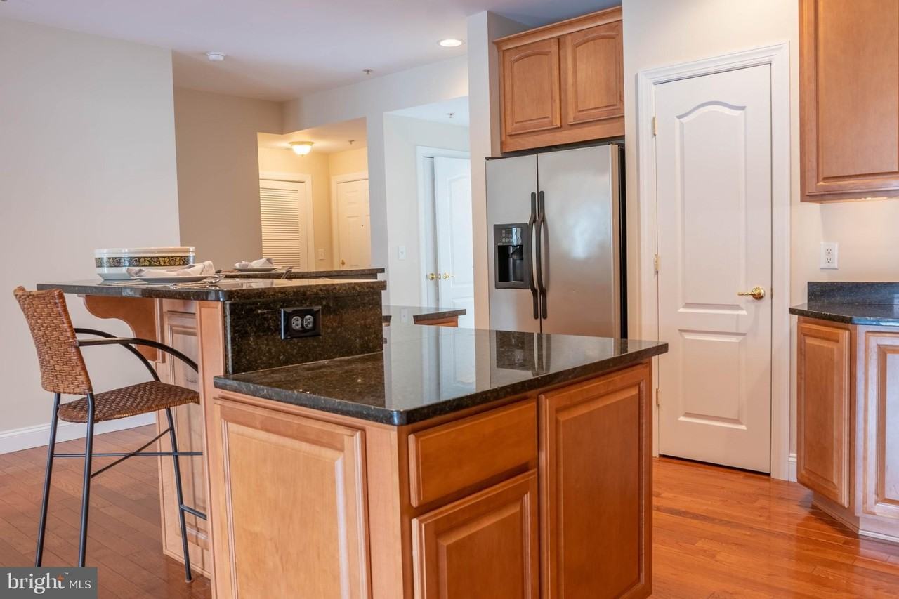 204-A Seneca Way Unit 12 - Photo 4 of 32