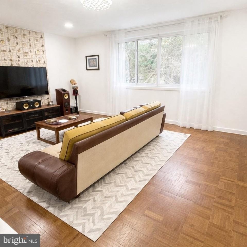 8966 Footed Rdg - Photo 4 of 18