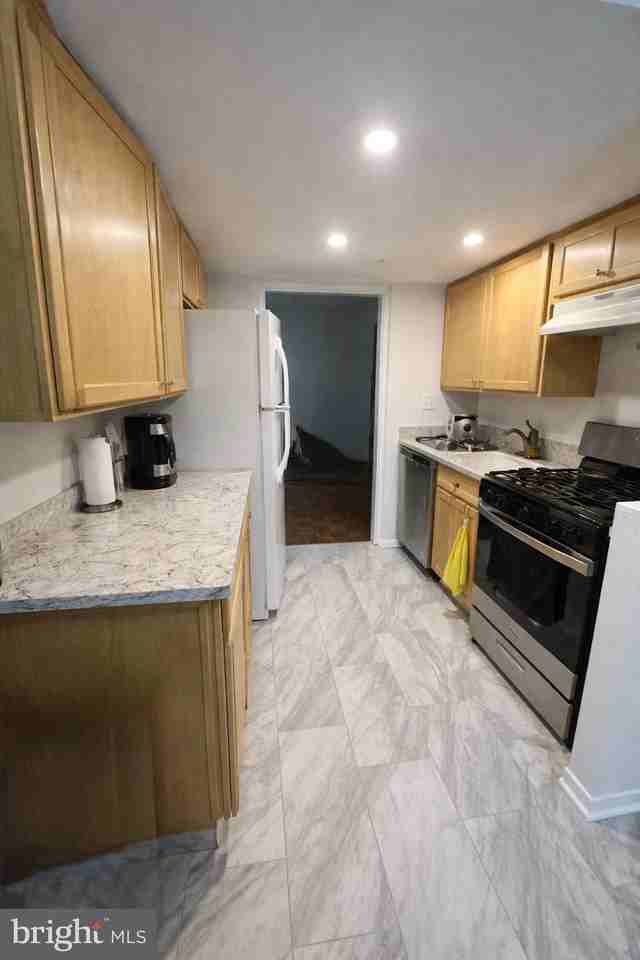 8966 Footed Rdg - Photo 5 of 18