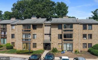 featured image of 10580 Cross Fox Ln #D2