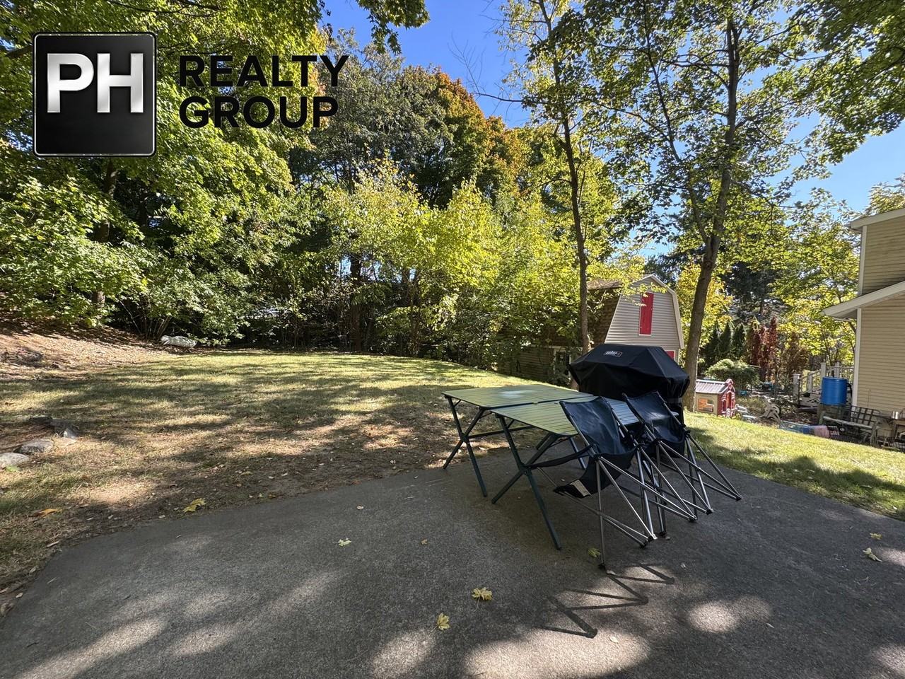 47 Hovey St - Photo 5 of 8