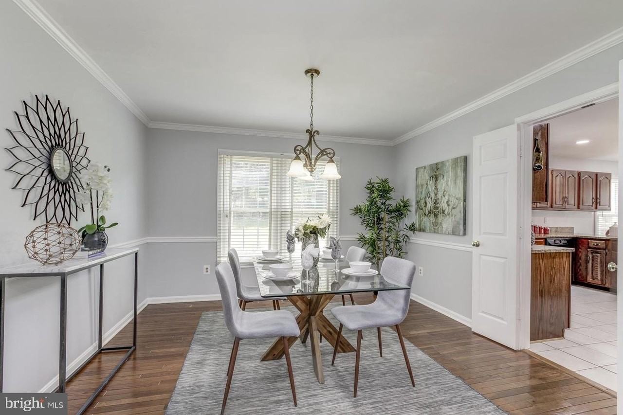 15609 Yellowhorn Ct - Photo 7 of 39