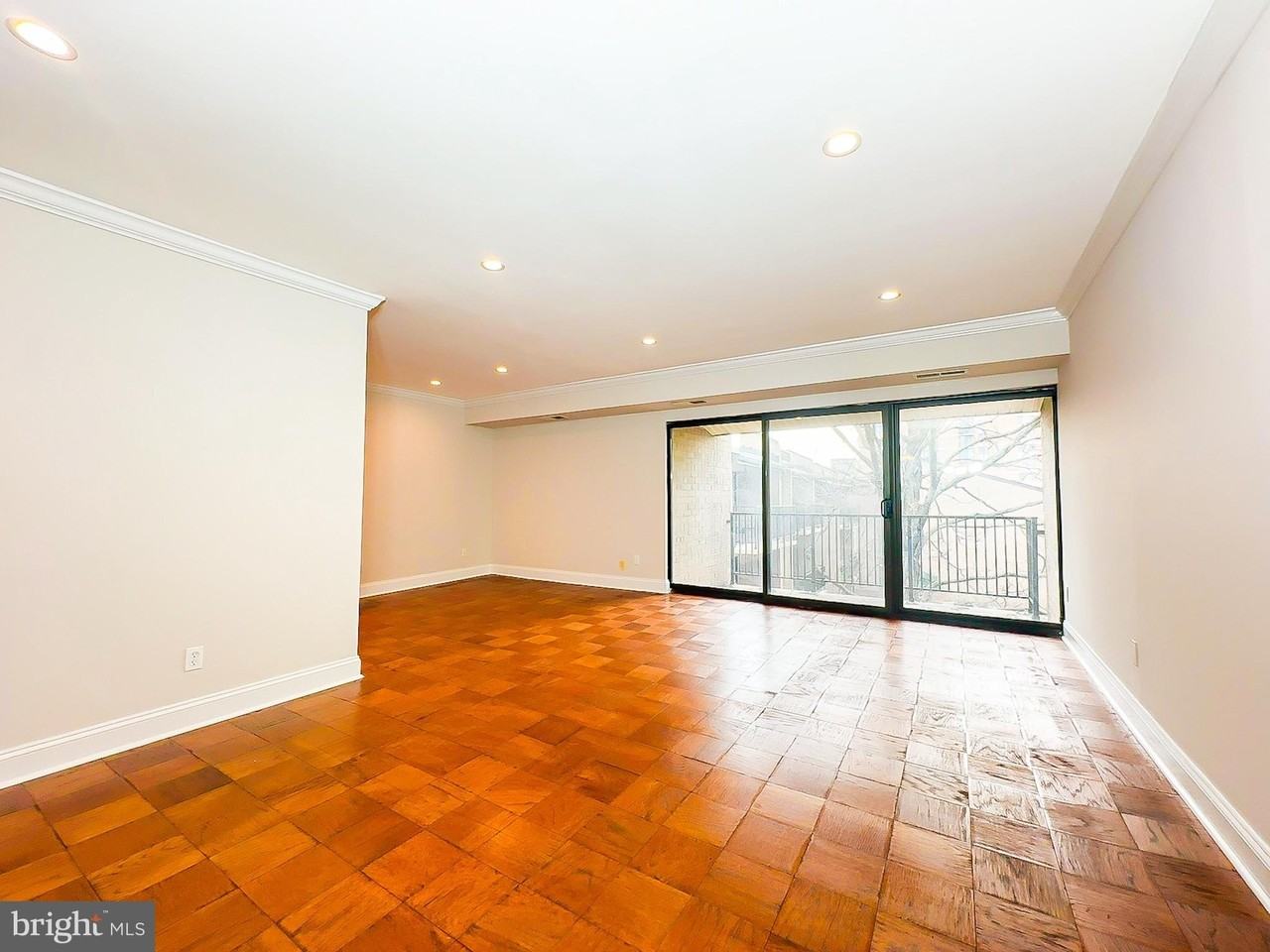 6 Monroe St Unit 6-301 - Photo 3 of 15