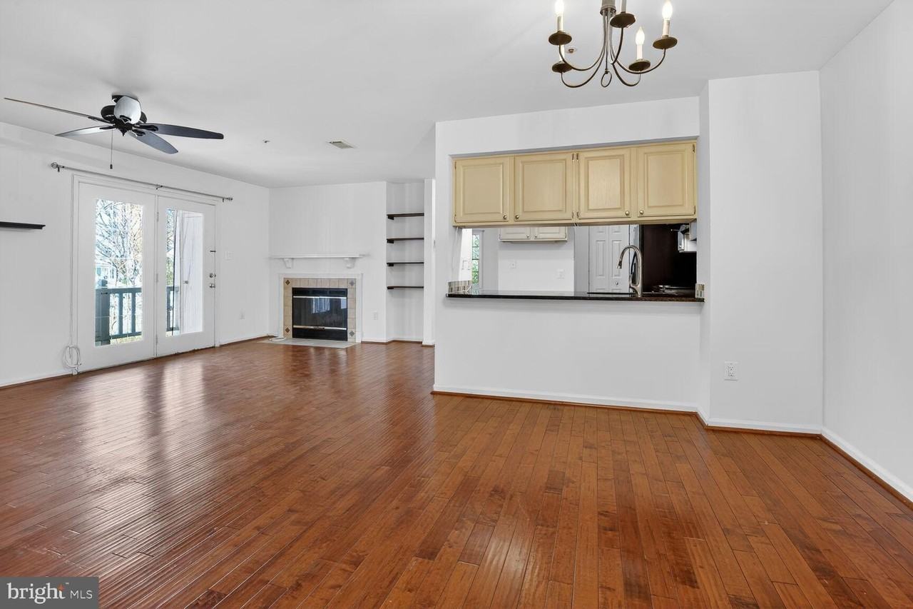 12201 Eagles Nest Ct Apt G - Photo 2 of 22